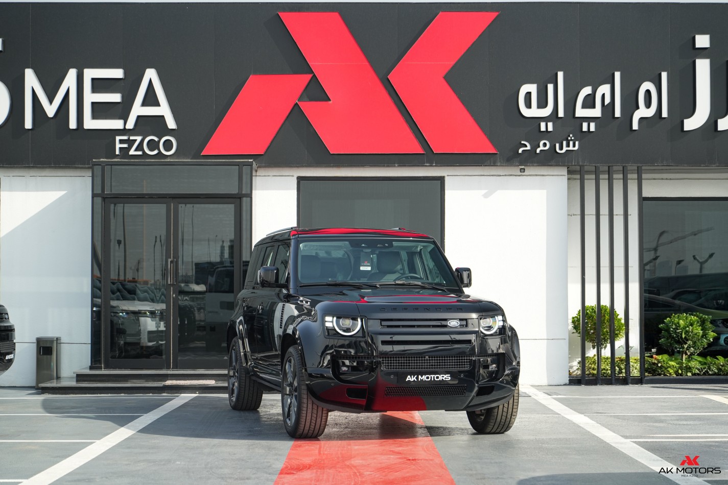 Land Rover Defender P400 X-Dynamic HSE